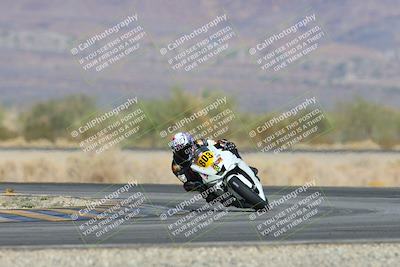 media/Dec-08-2024-CVMA (Sun) [[267e5a7075]]/Race 4-Amateur Supersport Middleweight/